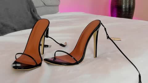 Angie online show from 02-26-25, 03:52