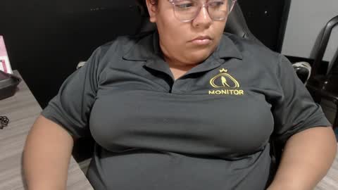 Snapshot of angy_ro12 chatting on 01-09-25, 09:59 angy online show from 01-09-25, 09:59