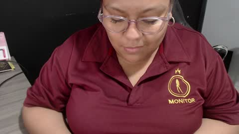 Snapshot of angy_ro12 chatting on 01-11-25, 07:28 angy online show from 01-11-25, 07:28