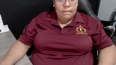 Snapshot of angy_ro12 chatting on 01-17-25, 09:39 angy online show from 01-17-25, 09:39