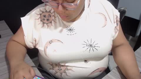 Snapshot of angy_ro12 chatting on 01-27-25, 09:02 angy online show from 01-27-25, 09:02