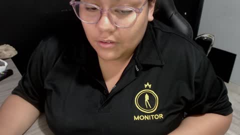 Snapshot of angy_ro12 chatting on 01-28-25, 05:11 angy online show from 01-28-25, 05:11