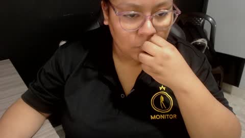 Snapshot of angy_ro12 chatting on 01-31-25, 01:01 angy online show from 01-31-25, 01:01