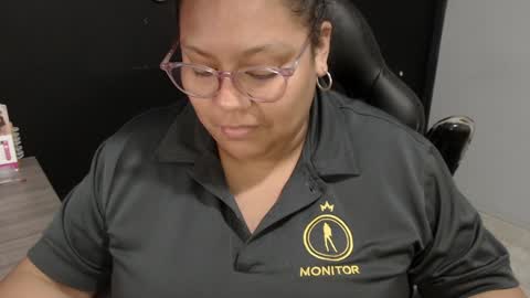 Snapshot of angy_ro12 chatting on 02-06-25, 06:18 angy online show from 02-06-25, 06:18