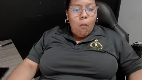 Snapshot of angy_ro12 chatting on 02-13-25, 03:18 angy online show from 02-13-25, 03:18