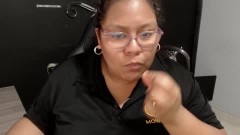 Snapshot of angy_ro12 chatting on 02-14-25, 03:54 angy online show from 02-14-25, 03:54