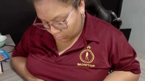 Snapshot of angy_ro12 chatting on 02-15-25, 09:49 angy online show from 02-15-25, 09:49