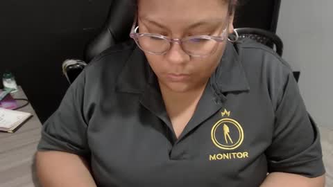 Snapshot of angy_ro12 chatting on 02-16-25, 04:31 angy online show from 02-16-25, 04:31