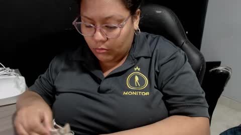 Snapshot of angy_ro12 chatting on 02-26-25, 11:48 angy online show from 02-26-25, 11:48