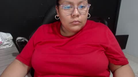 Snapshot of angy_ro12 chatting on 03-02-25, 04:39 angy online show from 03-02-25, 04:39