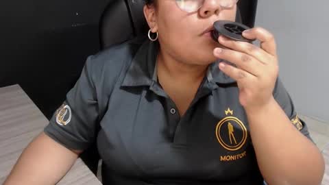 Snapshot of angy_ro12 chatting on 09-24-25, 11:19 angy online show from 09-24-25, 11:19