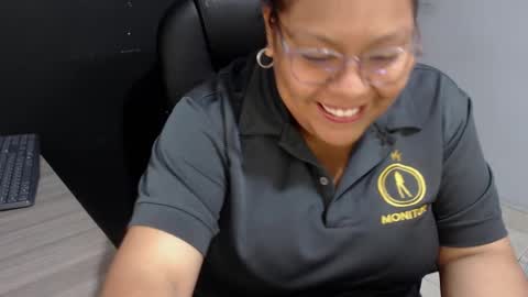 Snapshot of angy_ro12 chatting on 09-27-25, 11:48 angy online show from 09-27-25, 11:48