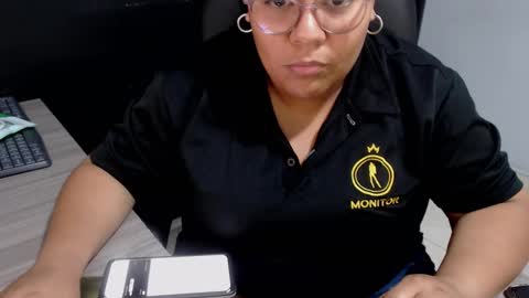 Snapshot of angy_ro12 chatting on 10-02-25, 09:22 angy online show from 10-02-25, 09:22