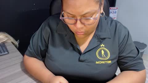 Snapshot of angy_ro12 chatting on 11-08-25, 11:03 angy online show from 11-08-25, 11:03