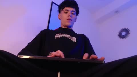 anhonymus online show from 09-12-25, 05:02