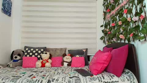 laura  online show from 01-19-26, 12:58