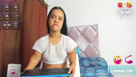 Snapshot of anierey chatting on 10-16-25, 09:05 anierey online show from 10-16-25, 09:05