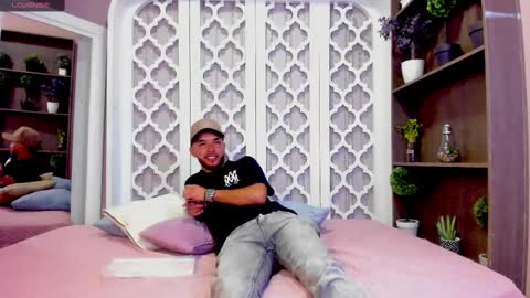 aniie_west online show from 02-07-25, 12:28