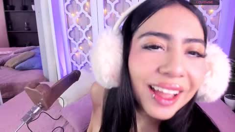 aniie_west online show from 02-08-25, 12:17