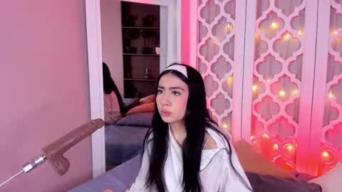 aniie_west online show from 02-19-25, 12:00