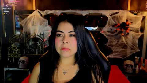 Snapshot of anijoness_ chatting on 10-15-25, 04:01 Ani online show from 10-15-25, 04:01