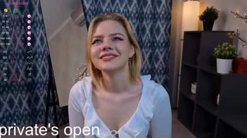 Alice online show from 11-09-25, 02:26