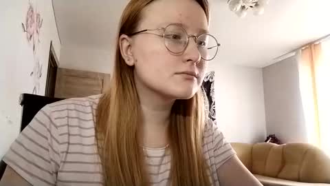 Snapshot of anika_lipps chatting on 10-18-25, 09:10 Anika online show from 10-18-25, 09:10