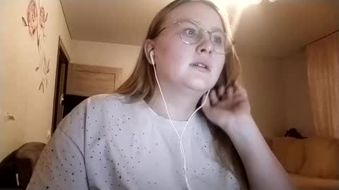 Anika online show from 12-22-25, 12:18