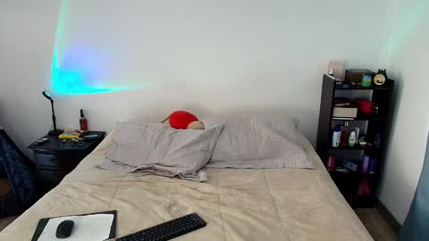 Anika And Lowen Your Thumbs Up Are Super Important For Us  online show from 02-25-25, 04:53