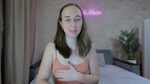 Snapshot of anikabloom chatting on 01-21-25, 01:18 anikabloom online show from 01-21-25, 01:18