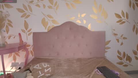 Lauren Anika online show from 01-14-25, 11:53