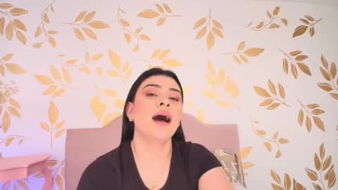 Lauren Anika online show from 01-14-25, 06:07