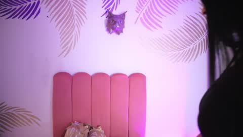 Lauren Anika online show from 02-07-25, 02:29