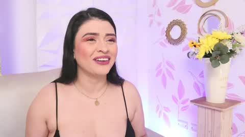 Lauren Anika online show from 02-18-25, 12:06