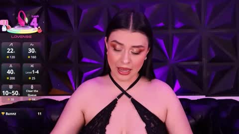 Lauren Anika online show from 11-15-25, 12:56