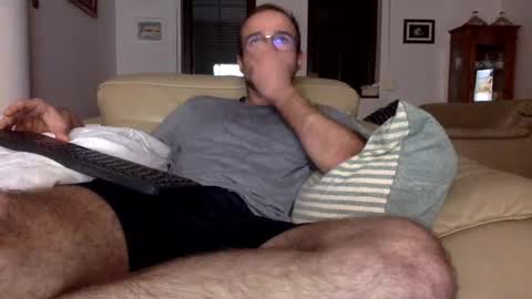 Snapshot of animal_michael chatting on 12-27-24, 03:20 animal_michael online show from 12-27-24, 03:20