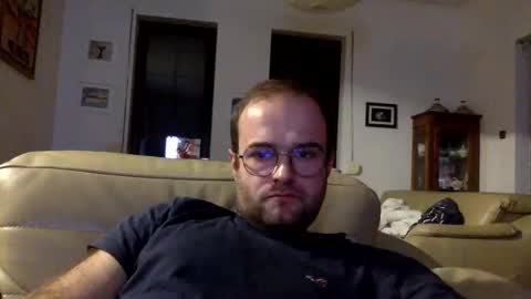 Snapshot of animal_michael chatting on 12-29-24, 08:37 animal_michael online show from 12-29-24, 08:37