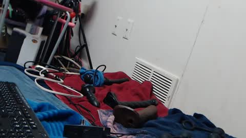 Snapshot of animergamergirl chatting on 01-29-25, 10:53 Twitter at animegamergrl. No vids for sale on Chaturbate. online show from 01-29-25, 10:53