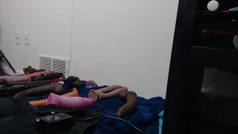 Snapshot of animergamergirl chatting on 10-18-25, 02:03 Twitter at animegamergrl. No vids for sale on Chaturbate. online show from 10-18-25, 02:03