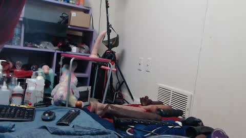 Snapshot of animergamergirl chatting on 10-25-25, 02:52 Twitter at animegamergrl. No vids for sale on Chaturbate. online show from 10-25-25, 02:52