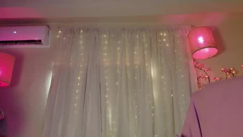 Anisahade online show from 04-18-26, 08:31