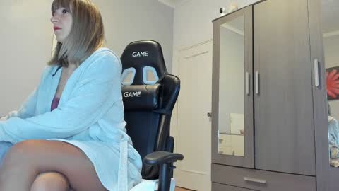 Luna online show from 01-03-25, 07:27