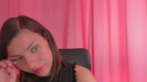 Anni online show from 09-23-25, 05:43