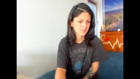 anissawhitenss online show from 10-21-25, 08:04