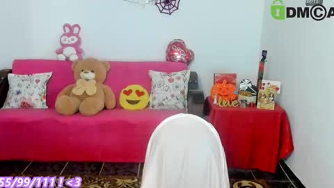 AnissyaX online show from 11-21-25, 02:54
