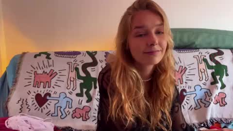 Snapshot of anita__hills chatting on 02-25-25, 03:31 anita__hills online show from 02-25-25, 03:31