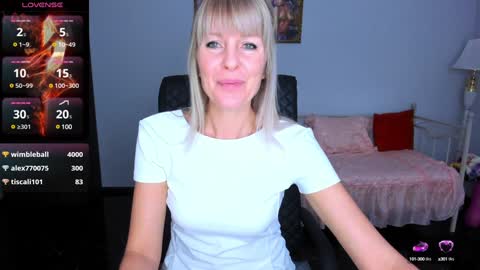Snapshot of anita_tayson chatting on 12-12-24, 10:02 Anita online show from 12-12-24, 10:02