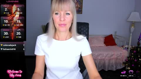 Snapshot of anita_tayson chatting on 12-19-24, 06:56 Anita online show from 12-19-24, 06:56