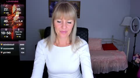 Snapshot of anita_tayson chatting on 01-09-25, 10:41 Anita online show from 01-09-25, 10:41