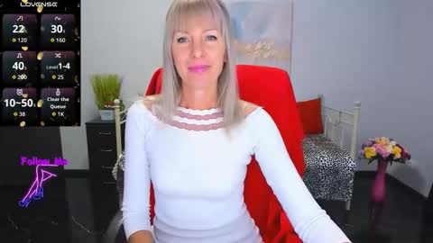 Snapshot of anita_tayson chatting on 10-09-25, 06:22 Anita online show from 10-09-25, 06:22